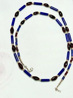 Vintage Lapis Lazuli and Garnet Beaded Necklace (Genuine Stones)